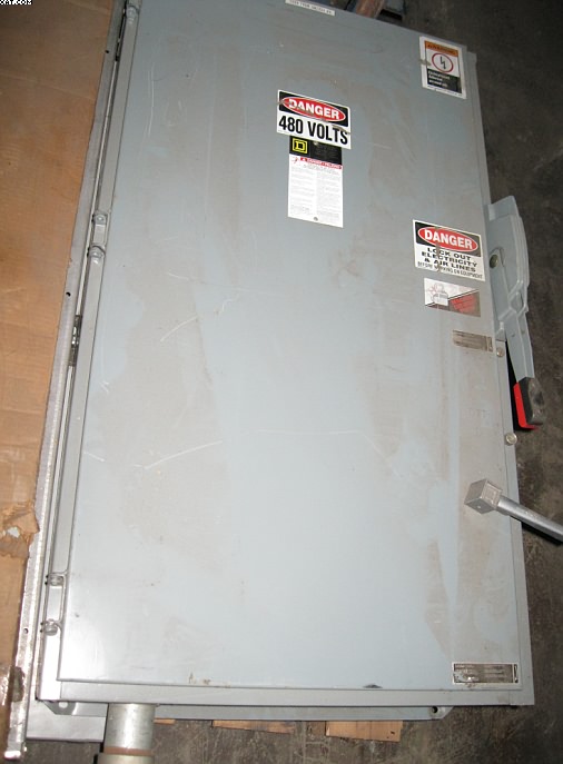 SQUARE D 400 Amp, 480 Volts disconnect box,